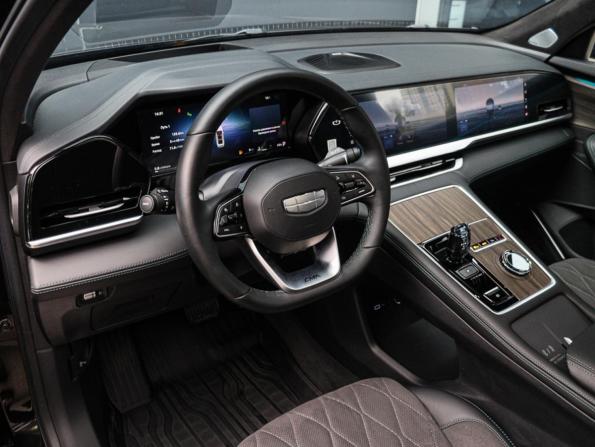 Geely Monjaro I Рестайлинг (China Market) с пробегом 2025 года, цена 3 650 000 рублей, 40159 км, внедорожник, Автокод Объявления