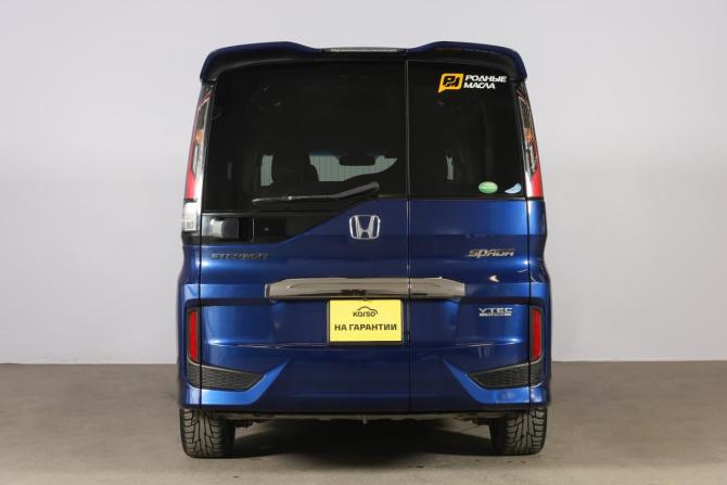 Honda Stepwgn V с пробегом 2015 года, цена 1 899 000 рублей, 161000 км, минивэн, Автокод Объявления