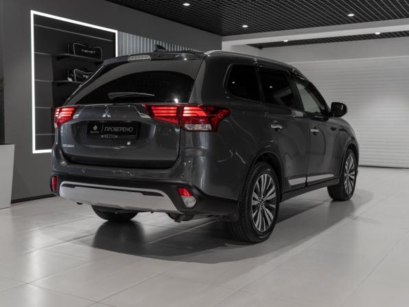 Mitsubishi Outlander III Рестайлинг 3 с пробегом 2021 года, цена 3 145 000 рублей, 55456 км, внедорожник, Автокод Объявления