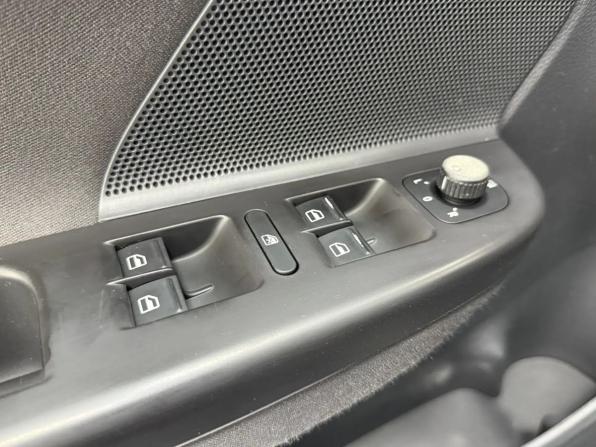 Volkswagen Jetta V с пробегом 2008 года, цена 445 000 рублей, 318990 км, седан, Автокод Объявления