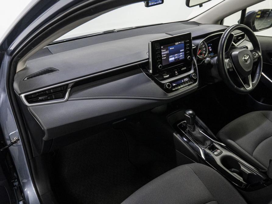 Toyota Corolla XI (E160 E170 E180) Рестайлинг 1 Тюмень  - изображение 15