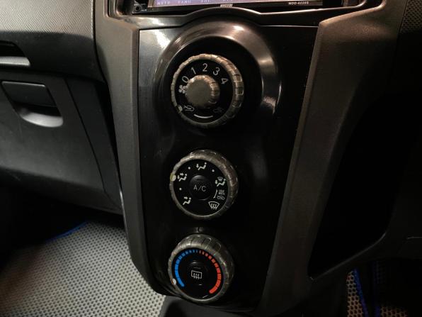 Toyota Vitz II (XP90) с пробегом 2005 года, цена 430 000 рублей, 199802 км, хэтчбек, Автокод Объявления