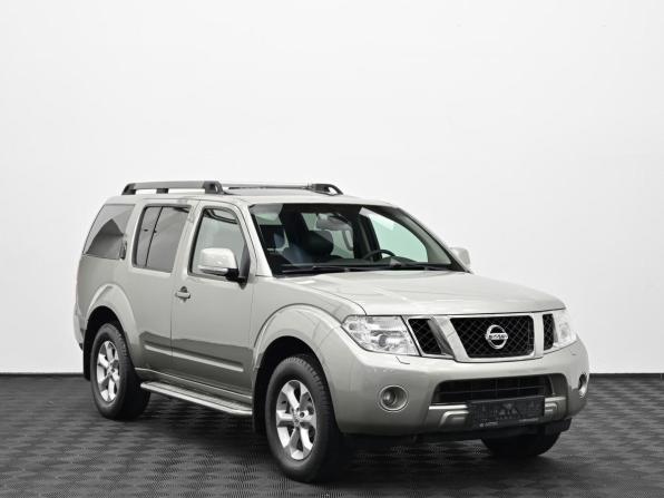 Nissan Pathfinder III Рестайлинг с пробегом 2011 года, цена 1 499 000 рублей, 232000 км, внедорожник, Автокод Объявления