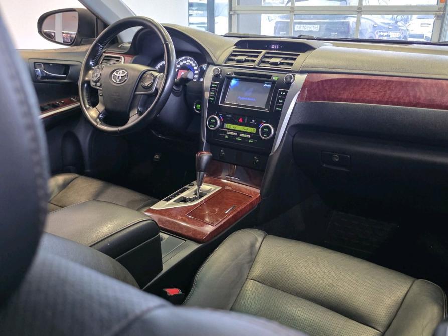 Toyota Camry VII (XV50) Новосибирск  - изображение 18