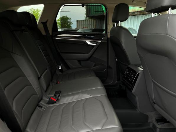 Volkswagen Touareg III с пробегом 2019 года, цена 4 498 700 рублей, 138260 км, внедорожник, Автокод Объявления