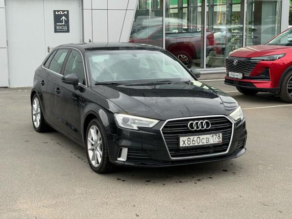 Audi A3 III (8V) Рестайлинг с пробегом 2017 года, цена 1 379 000 рублей, 234300 км, хэтчбек, Автокод Объявления