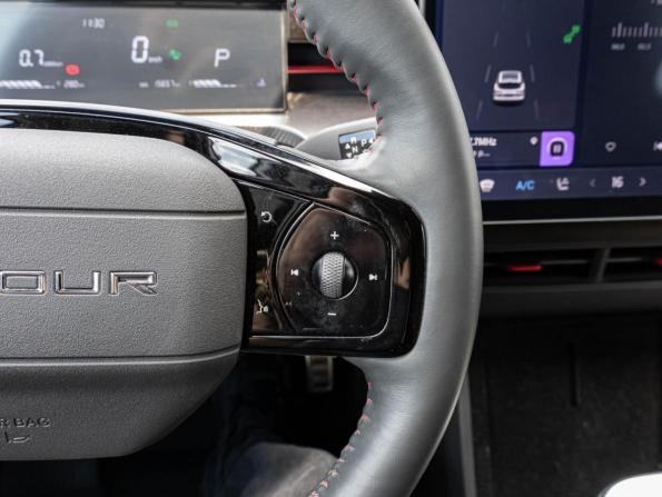 JETOUR DASHING I с пробегом 2023 года, цена 2 320 000 рублей, 15657 км, внедорожник, Автокод Объявления