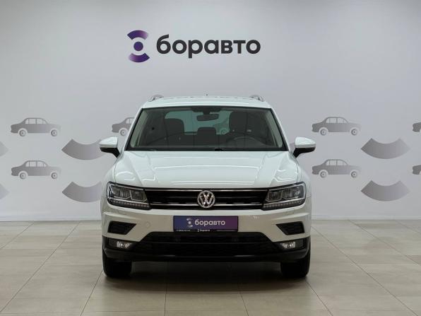 Volkswagen Tiguan II с пробегом 2018 года, цена 1 990 000 рублей, 176028 км, внедорожник, Автокод Объявления