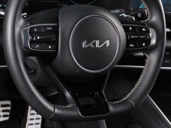 Kia Sportage V с пробегом 2024 года, цена 4 419 000 рублей, 11982 км, внедорожник, Автокод Объявления