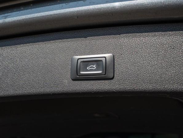 Audi Q5 I (8R) Рестайлинг с пробегом 2014 года, цена 1 750 000 рублей, 206695 км, внедорожник, Автокод Объявления