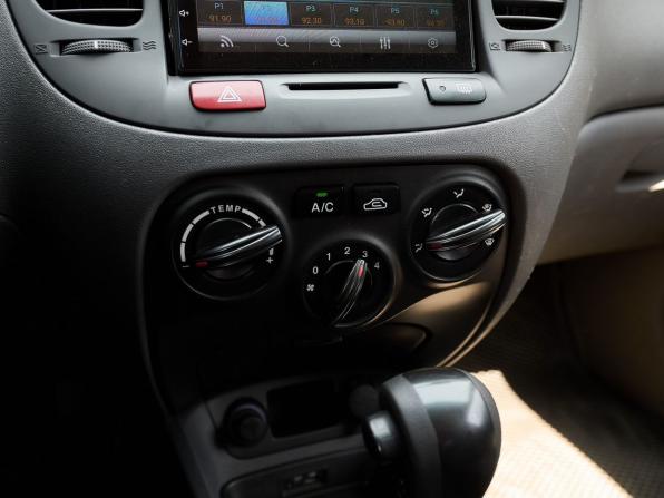 Kia Rio II Рестайлинг с пробегом 2010 года, цена 795 000 рублей, 126750 км, хэтчбек, Автокод Объявления