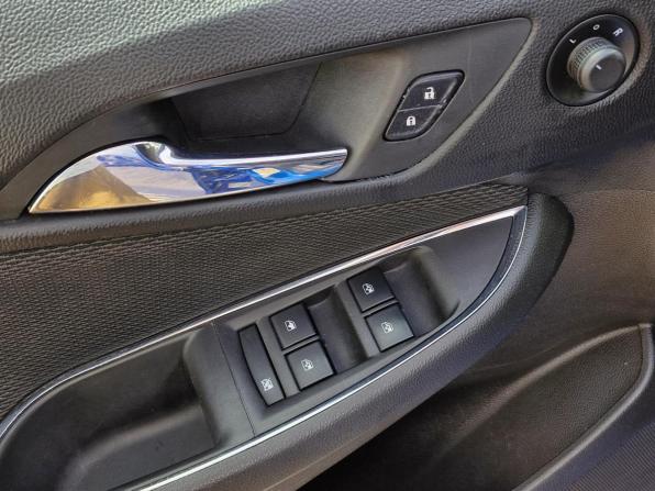 Chevrolet Cruze II с пробегом 2016 года, цена 918 000 рублей, 206672 км, хэтчбек, Автокод Объявления