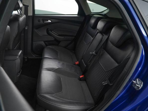 Ford Focus III Рестайлинг с пробегом 2016 года, цена 1 347 077 рублей, 112846 км, хэтчбек, Автокод Объявления
