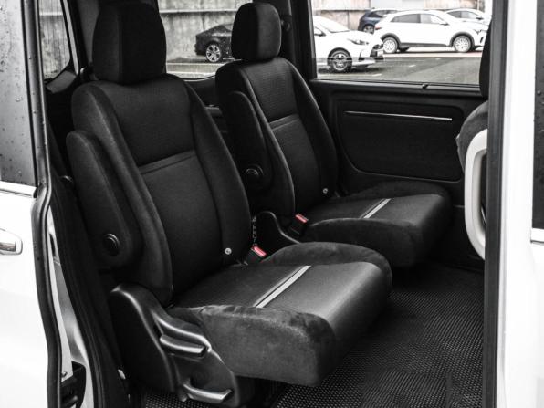 Honda Stepwgn V Рестайлинг с пробегом 2019 года, цена 2 249 000 рублей, 98061 км, минивэн, Автокод Объявления