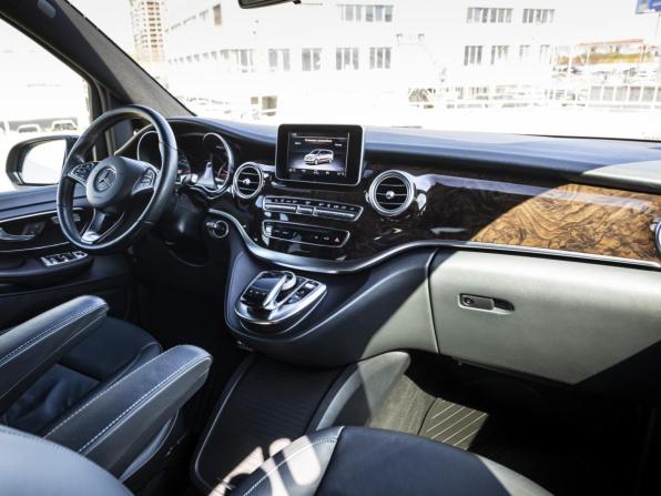 Mercedes-Benz V-Класс III (W447) Рестайлинг с пробегом 2019 года, цена 5 900 000 рублей, 68084 км, минивэн, Автокод Объявления