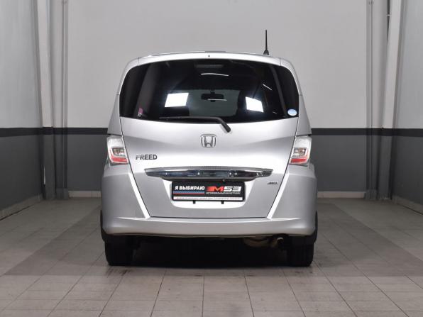 Honda Freed I Рестайлинг с пробегом 2012 года, цена 1 084 995 рублей, 168631 км, компактвэн, Автокод Объявления