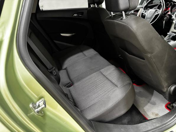 Opel Astra J с пробегом 2011 года, цена 630 000 рублей, 259923 км, хэтчбек, Автокод Объявления
