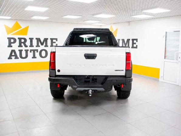 Toyota Tacoma IV с пробегом 2026 года, цена 11 199 000 рублей, 38 км, offers.body_type.unknown, Автокод Объявления