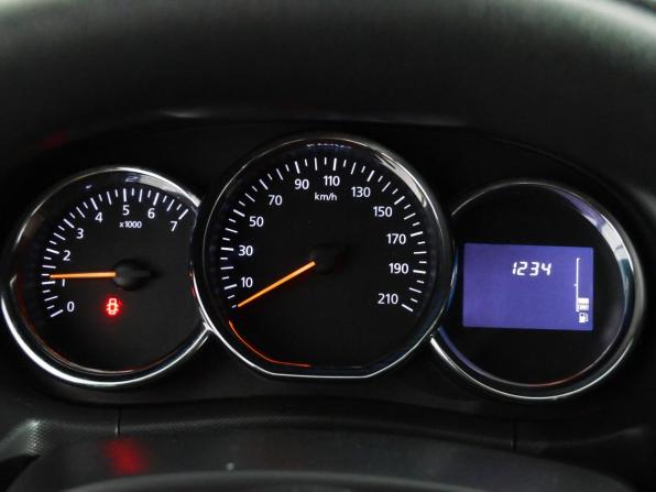 Renault Duster I Рестайлинг с пробегом 2016 года, цена 949 000 рублей, 104322 км, внедорожник, Автокод Объявления