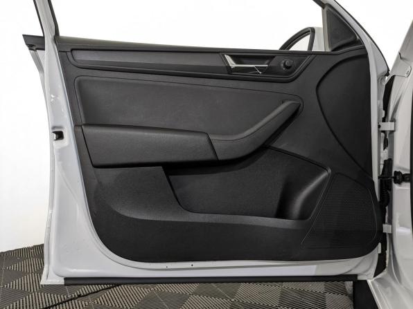 Skoda Rapid II с пробегом 2021 года, цена 1 260 000 рублей, 174066 км, лифтбек, Автокод Объявления