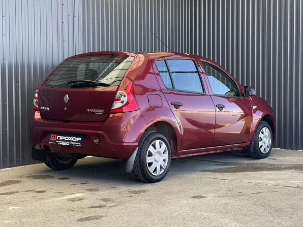 Renault Sandero I с пробегом 2014 года, цена 717 000 рублей, 77060 км, хэтчбек, Автокод Объявления