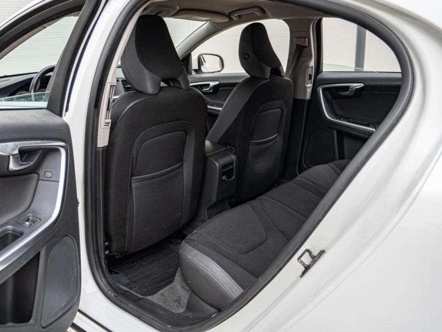 Volvo S60 II Краснодар  - изображение 11