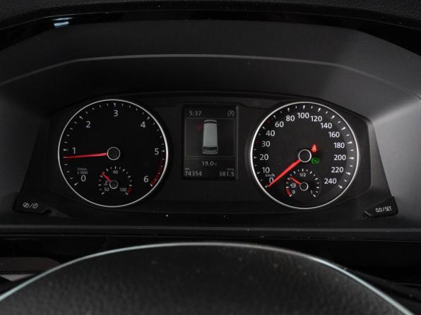 Volkswagen Multivan T6 с пробегом 2019 года, цена 5 800 000 рублей, 74354 км, минивэн, Автокод Объявления