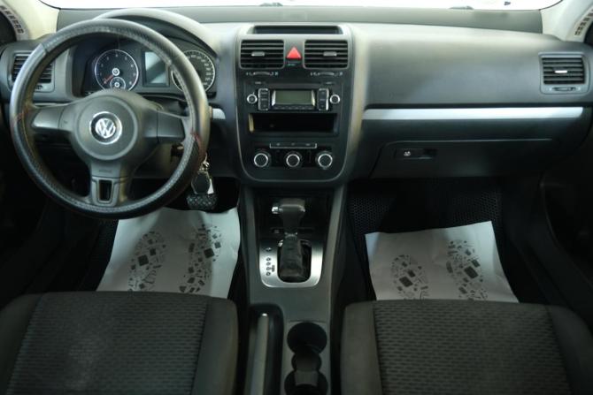 Volkswagen Jetta V с пробегом 2010 года, цена 639 000 рублей, 273000 км, седан, Автокод Объявления