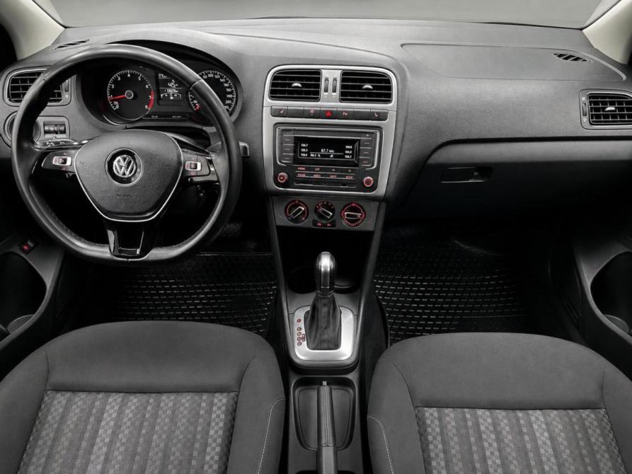 Volkswagen Polo V Рестайлинг Казань  - изображение 12