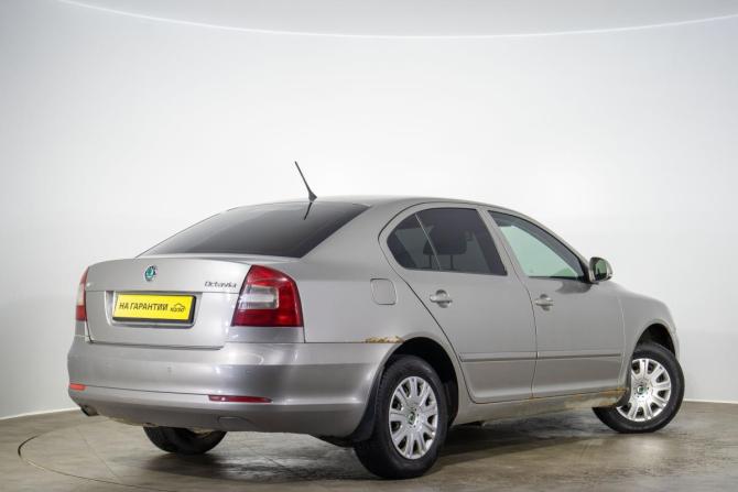 Skoda Octavia II (A5) Рестайлинг с пробегом 2012 года, цена 699 000 рублей, 196000 км, лифтбек, Автокод Объявления