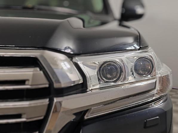 Toyota Land Cruiser 200 Series Рестайлинг 2 с пробегом 2018 года, цена 5 599 000 рублей, 230179 км, внедорожник, Автокод Объявления