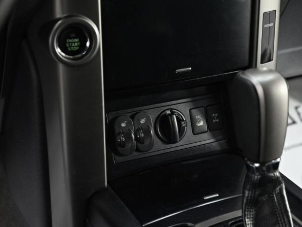 Toyota Land Cruiser Prado 150 Series с пробегом 2011 года, цена 1 519 000 рублей, 150318 км, внедорожник, Автокод Объявления