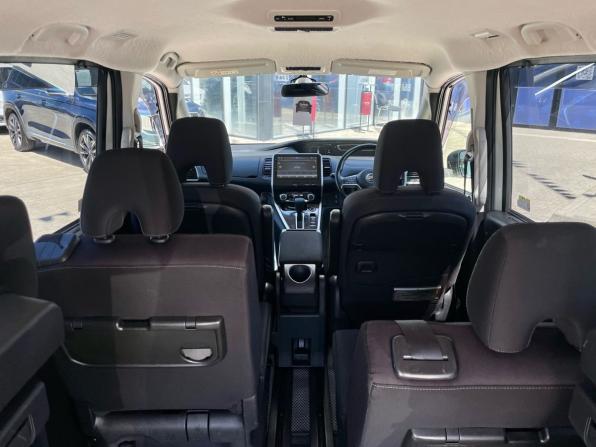 Nissan Serena V (C27) с пробегом 2017 года, цена 1 597 000 рублей, 172384 км, минивэн, Автокод Объявления