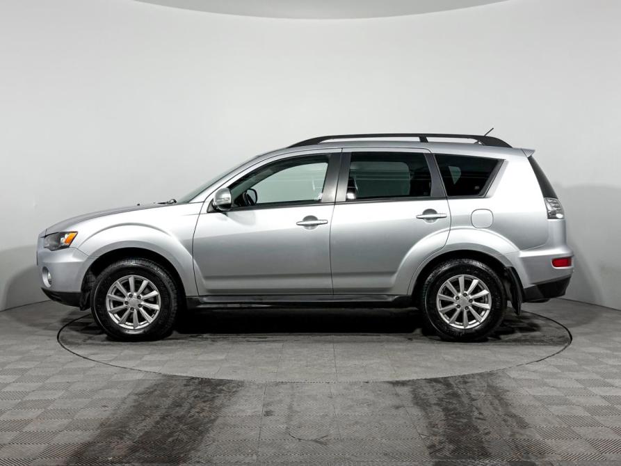 Mitsubishi Outlander II Рестайлинг Санкт-Петербург  - изображение 8