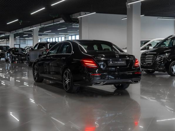 Mercedes-Benz E-Класс V (W213 S213 C238) с пробегом 2016 года, цена 3 480 000 рублей, 82246 км, седан, Автокод Объявления