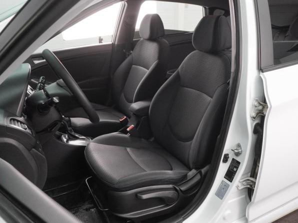 Hyundai Solaris I Рестайлинг с пробегом 2015 года, цена 999 000 рублей, 194227 км, хэтчбек, Автокод Объявления