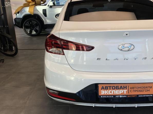 Hyundai Elantra VI (AD) Рестайлинг с пробегом 2019 года, цена 1 299 000 рублей, 123500 км, седан, Автокод Объявления
