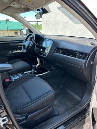 Mitsubishi Outlander III Рестайлинг 3 с пробегом 2020 года, цена 2 560 000 рублей, 71729 км, внедорожник, Автокод Объявления