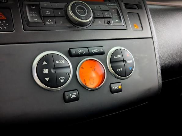 Nissan Tiida I Рестайлинг с пробегом 2012 года, цена 880 000 рублей, 158594 км, седан, Автокод Объявления