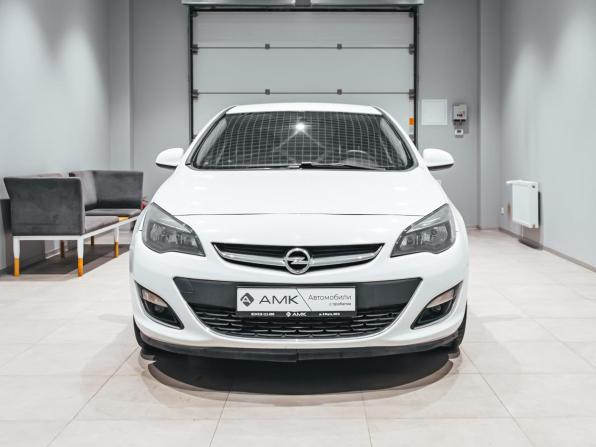 Opel Astra J Рестайлинг с пробегом 2013 года, цена 637 899 рублей, 217293 км, седан, Автокод Объявления