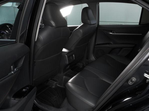 Toyota Camry VIII (XV70) с пробегом 2019 года, цена 2 825 000 рублей, 99608 км, седан, Автокод Объявления