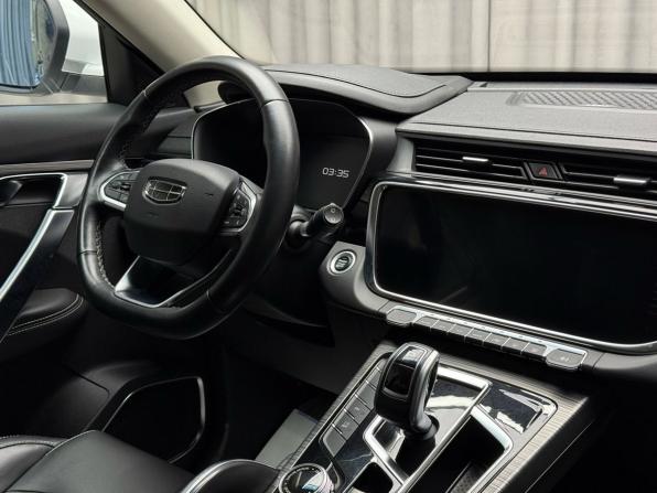 Geely Atlas Pro с пробегом 2022 года, цена 2 249 000 рублей, 66097 км, внедорожник, Автокод Объявления