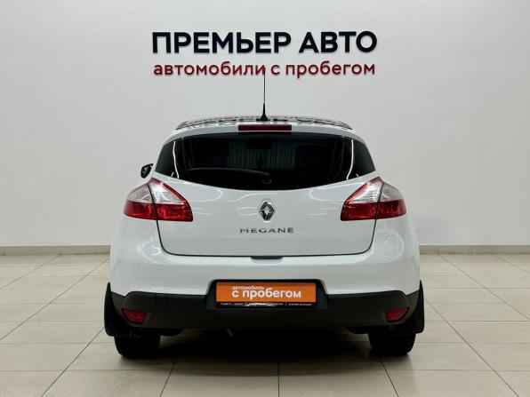 Renault Megane III Рестайлинг с пробегом 2013 года, цена 735 000 рублей, 173844 км, хэтчбек, Автокод Объявления