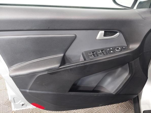 Kia Sportage III с пробегом 2013 года, цена 1 310 000 рублей, 137900 км, внедорожник, Автокод Объявления