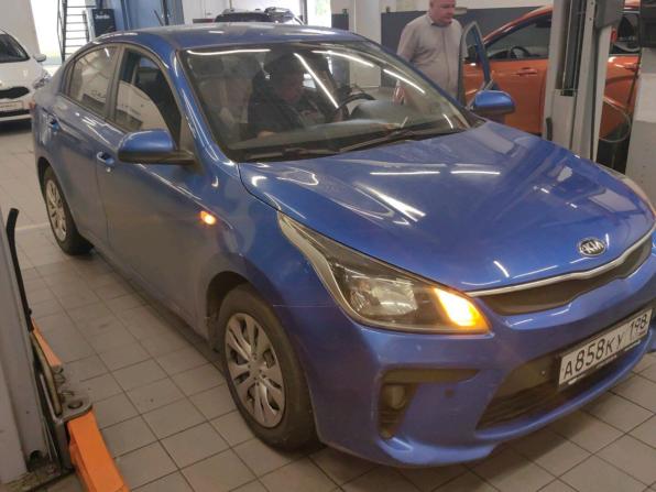 Kia Rio IV с пробегом 2018 года, цена 900 000 рублей, 154000 км, седан, Автокод Объявления
