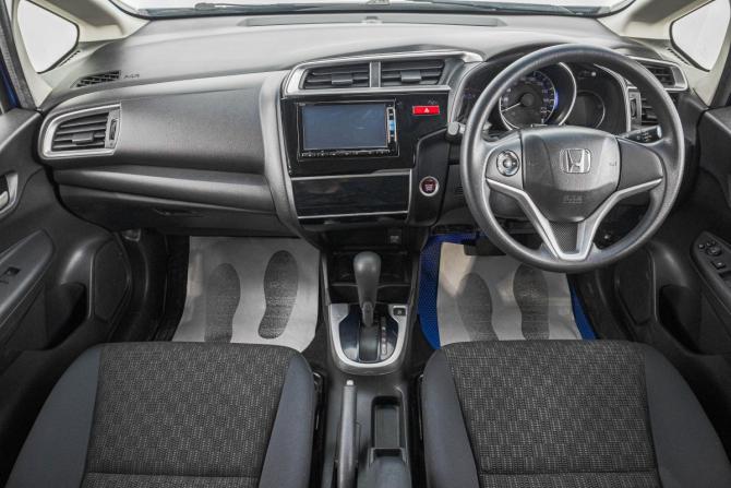 Honda Fit III с пробегом 2014 года, цена 999 000 рублей, 98000 км, хэтчбек, Автокод Объявления