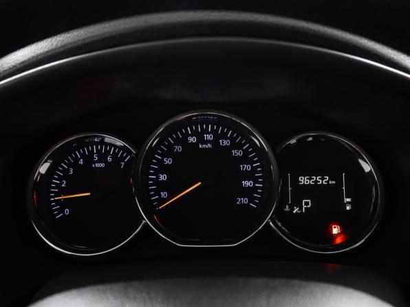 Renault Logan II Рестайлинг с пробегом 2019 года, цена 1 085 000 рублей, 95981 км, седан, Автокод Объявления