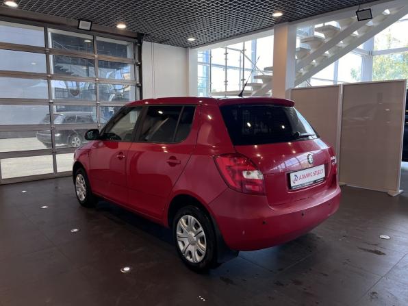 Skoda Fabia II Рестайлинг с пробегом 2011 года, цена 580 000 рублей, 133980 км, хэтчбек, Автокод Объявления