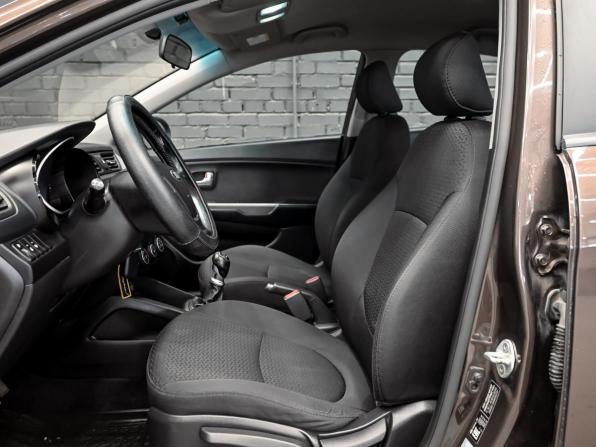 Kia Rio III Рестайлинг с пробегом 2016 года, цена 830 000 рублей, 163862 км, седан, Автокод Объявления