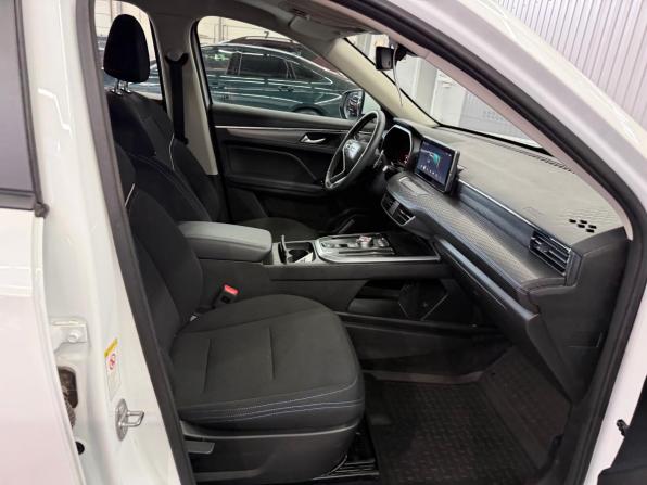 Haval Jolion I с пробегом 2023 года, цена 1 847 000 рублей, 37654 км, внедорожник, Автокод Объявления